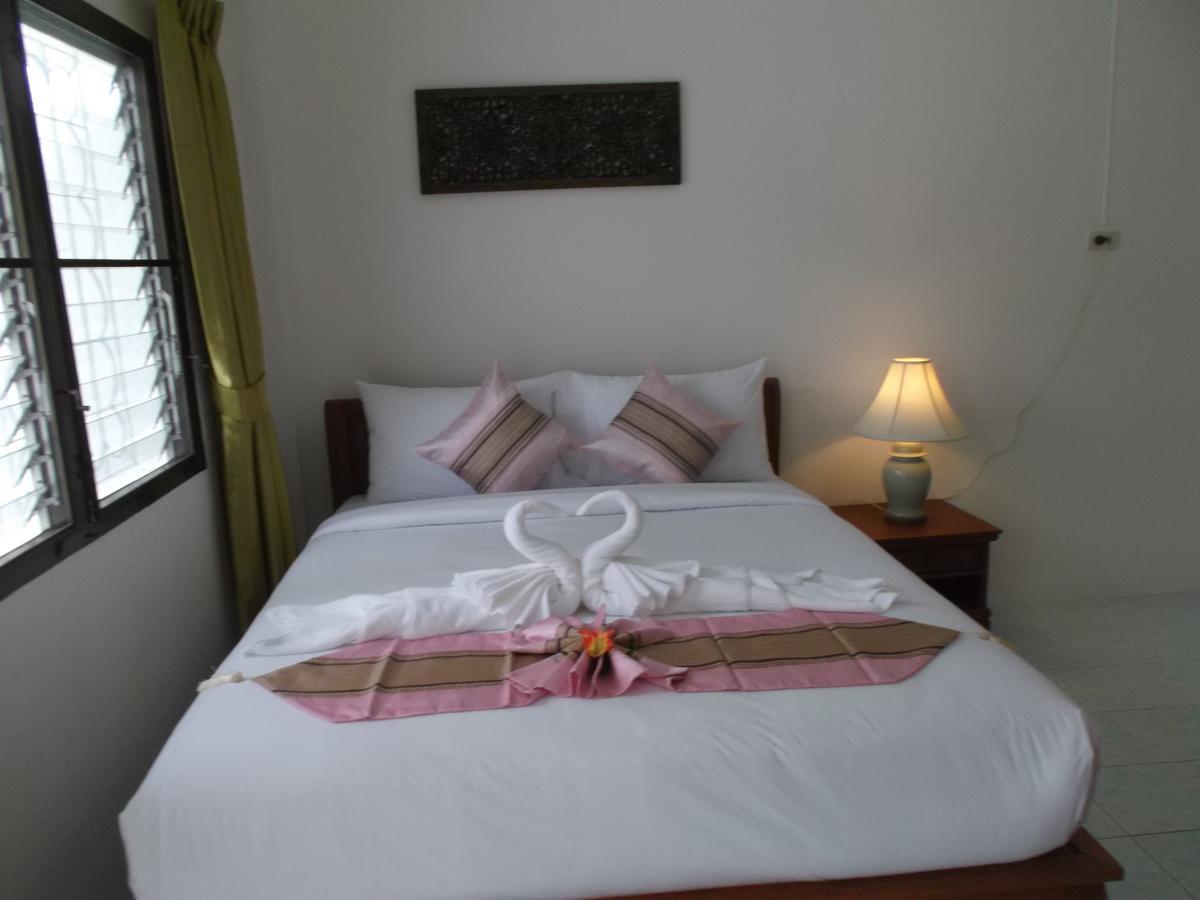 Mali Garden Resort Patong Exteriör bild
