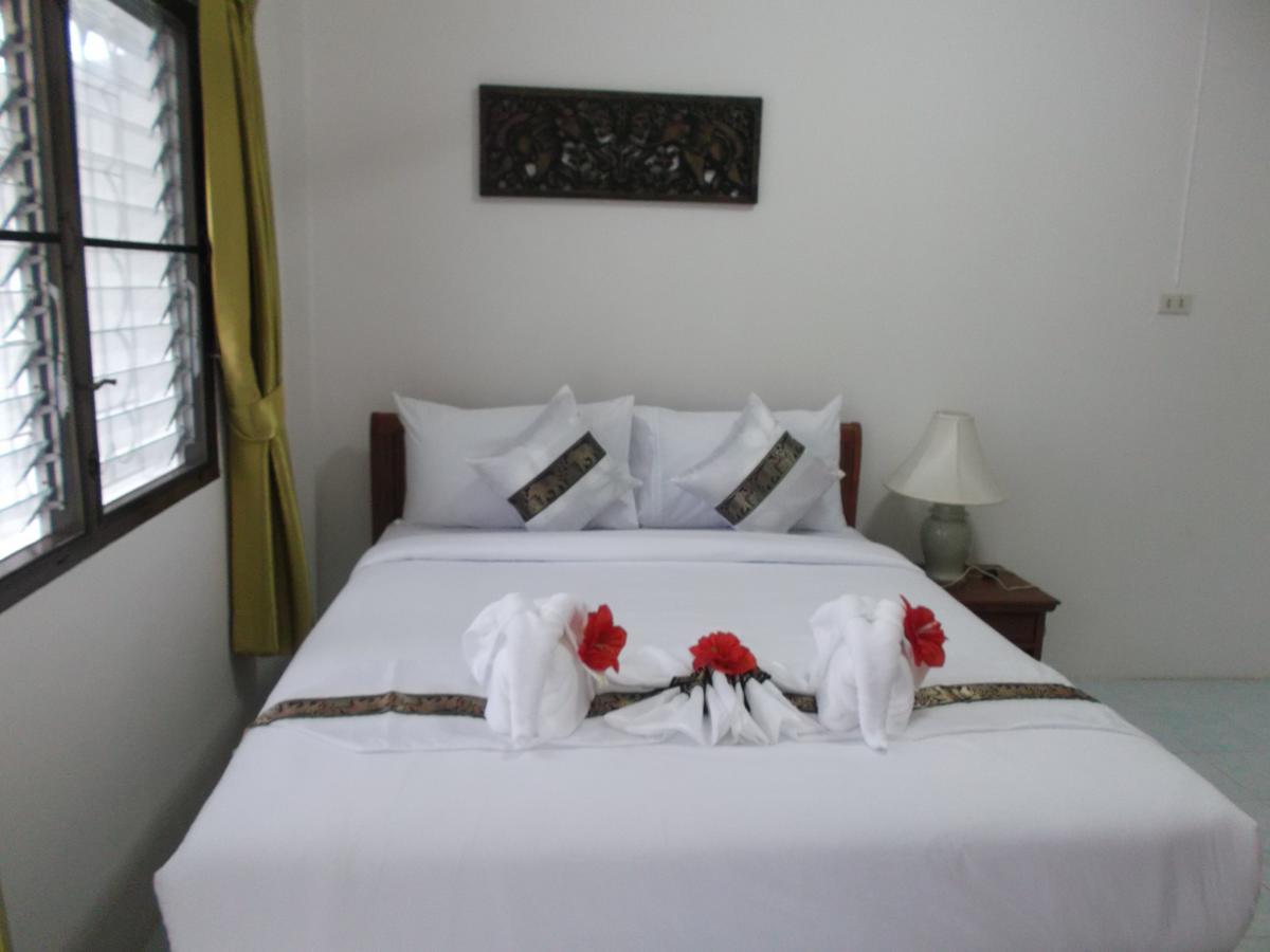 Mali Garden Resort Patong Exteriör bild