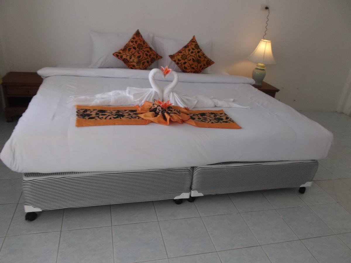 Mali Garden Resort Patong Exteriör bild
