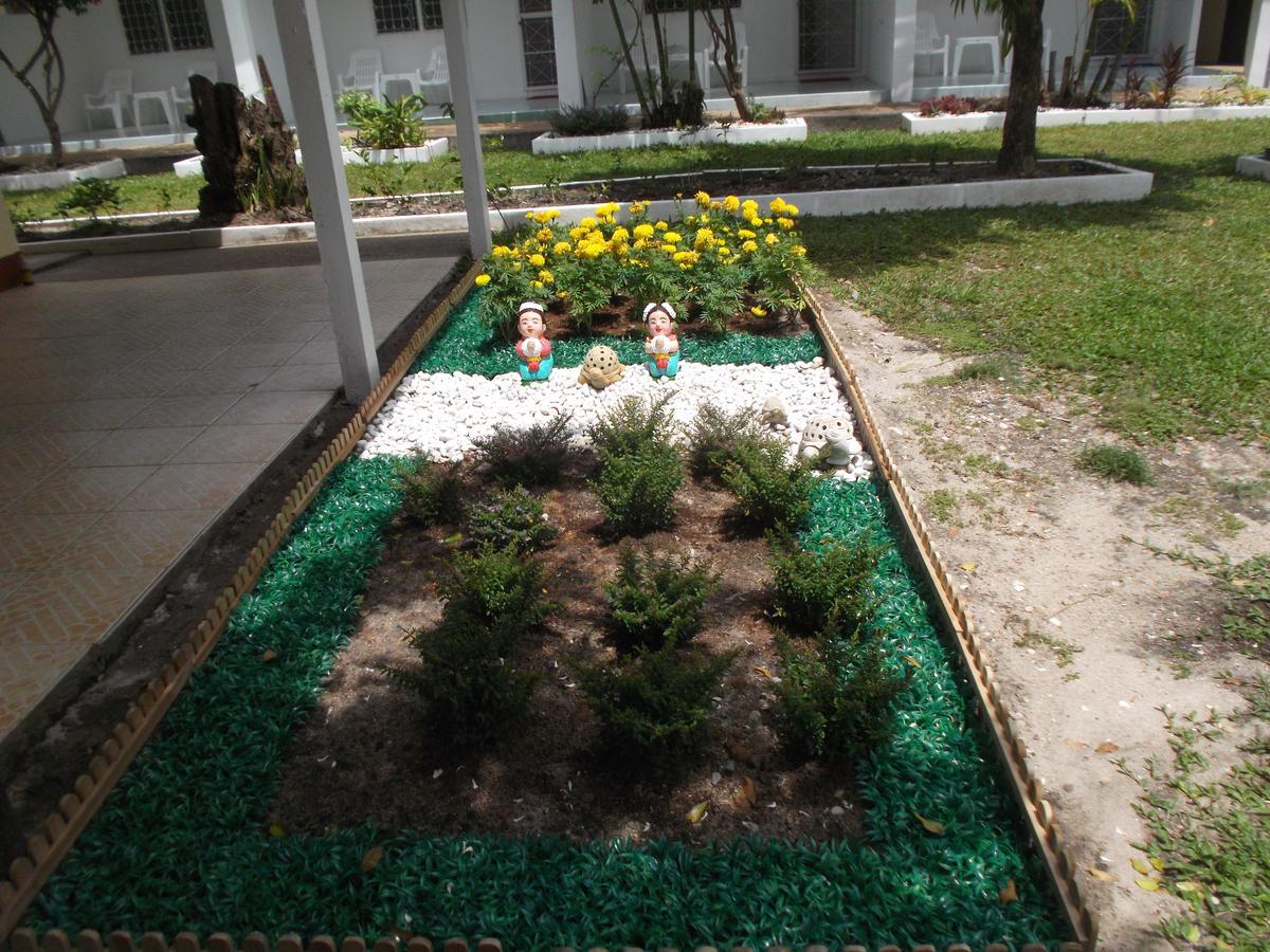 Mali Garden Resort Patong Exteriör bild