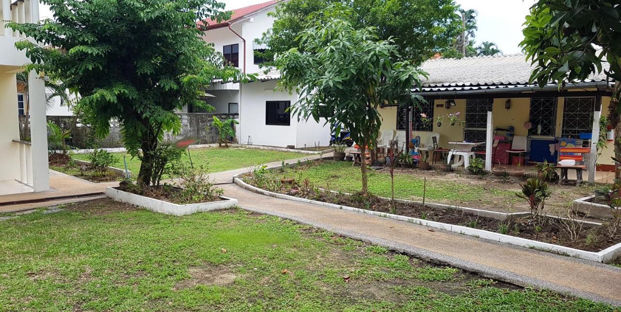 Mali Garden Resort Patong Exteriör bild